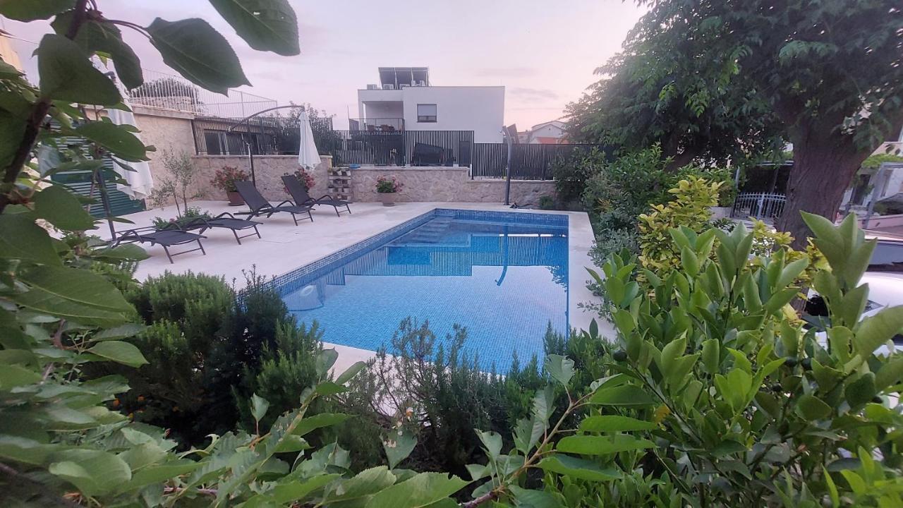 Apartments Plavi&Zuti Zaboric Esterno foto